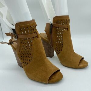 BCBGeneration Ankle Booties Peep Toe Block Heel Brown Leather Womens Size 7.5 M